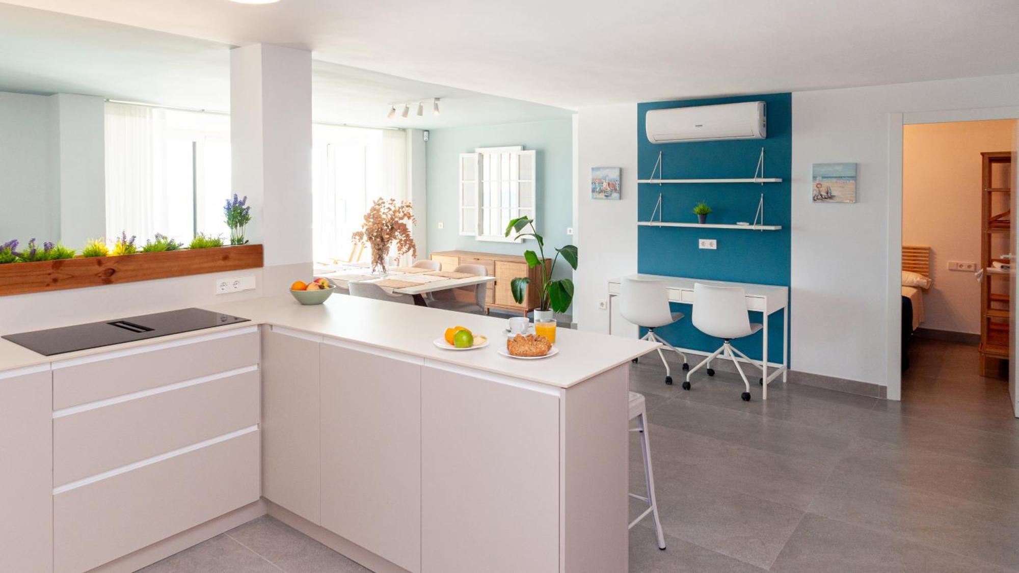 Sohosuites Campello Apartment